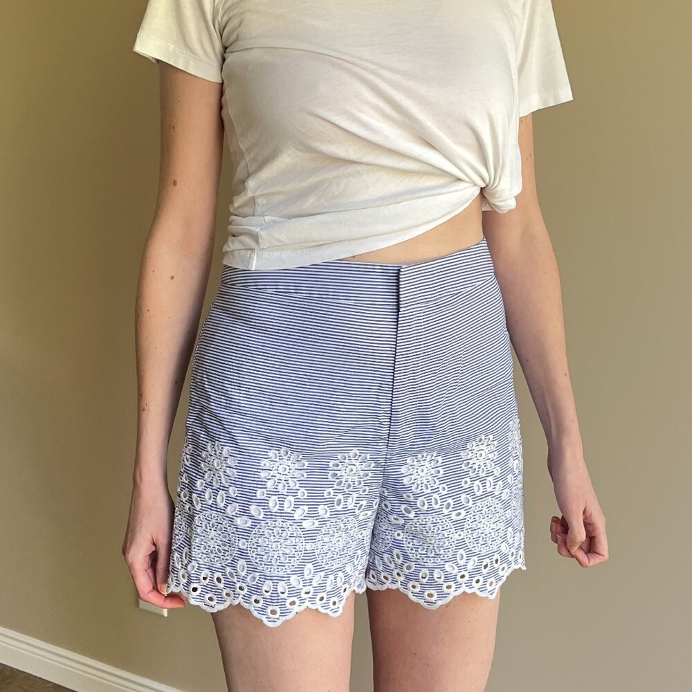 Club Monaco, Scalloped Floral Eyelet Cotton Shorts, Blue & White Stripe, Size 6